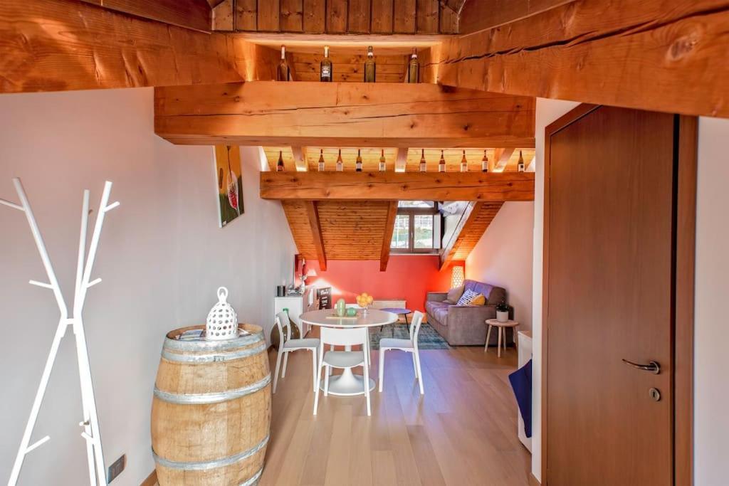 Charming 2.5Room Flat In Center Of Monforte D'Alba Eksteriør billede